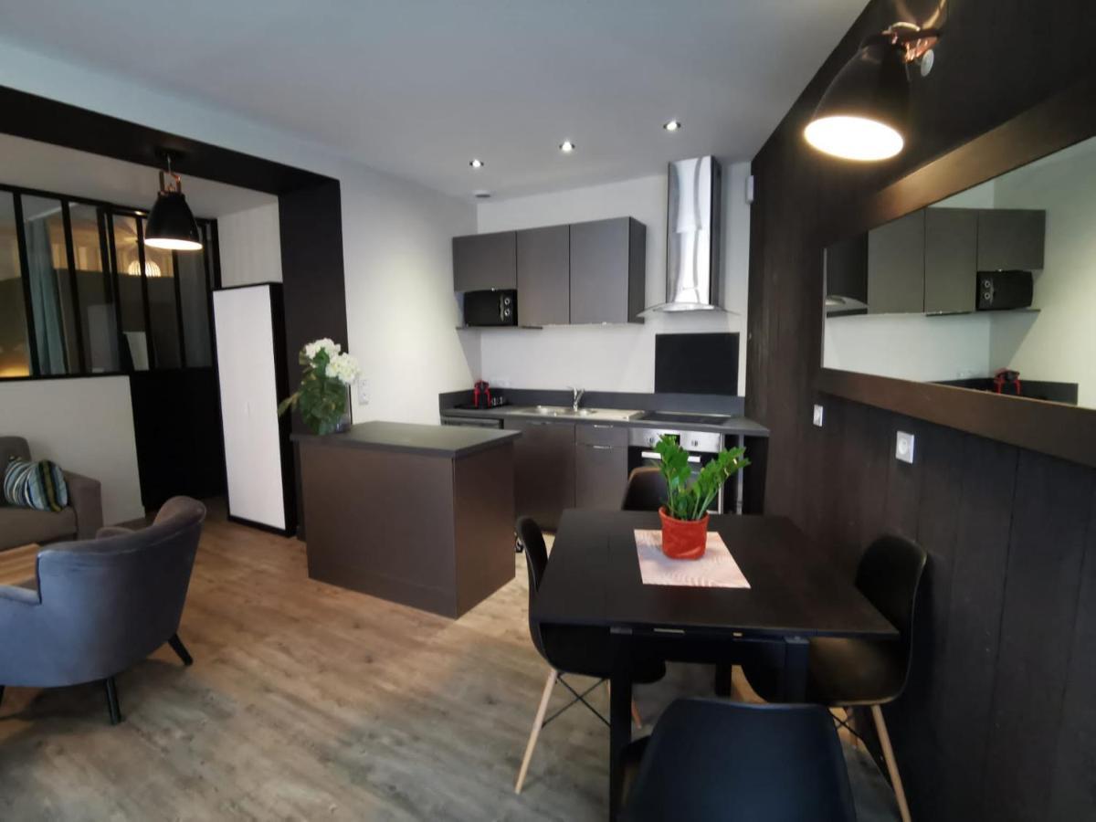 Au Saint Martin Apartment Cholet Exterior foto