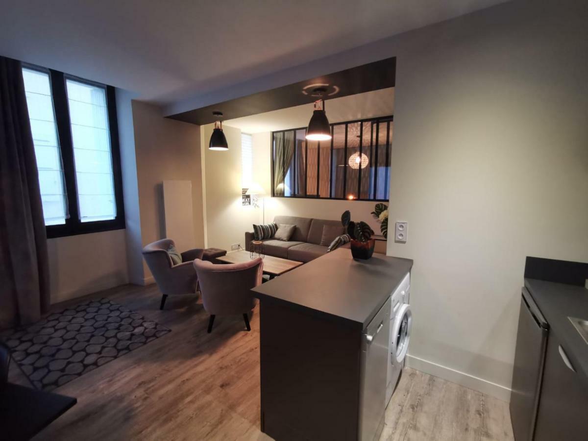 Au Saint Martin Apartment Cholet Exterior foto